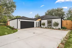 11319 Wickersham Ln, Houston, TX 77077 - Photo 2