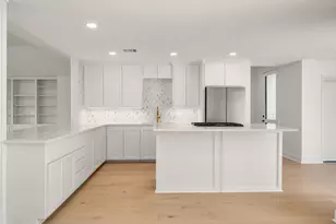 11319 Wickersham Ln, Houston, TX 77077 - Photo 10