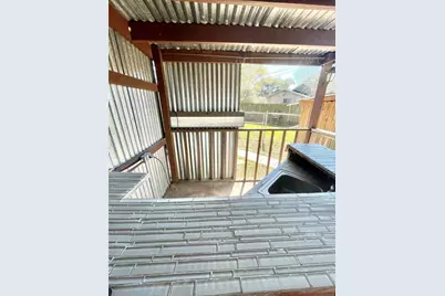 5220 E Parkway Drive, Beaumont, TX 77705 - Photo 6