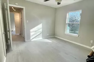 5220 E Parkway Dr, Beaumont, TX 77705 - Photo 4