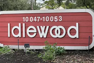 10047 Westpark Dr, Houston, TX 77042 - Photo 2