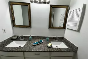 10047 Westpark Dr, Houston, TX 77042 - Photo 20