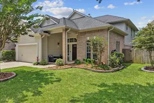 1823 Calypso Cove Ct, Pasadena, TX 77586 - Photo 2