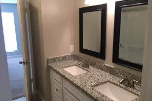 1962 Upland Dr, Houston, TX 77043 - Photo 10