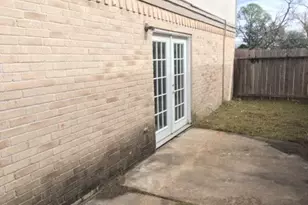 1962 Upland Dr, Houston, TX 77043 - Photo 12