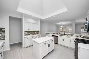 8322 Adler Lake Dr, Houston, TX 77083 - Photo 12