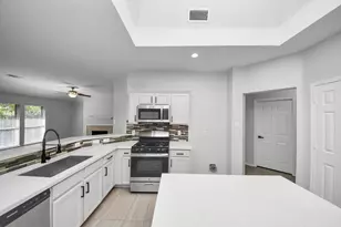 8322 Adler Lake Dr, Houston, TX 77083 - Photo 10