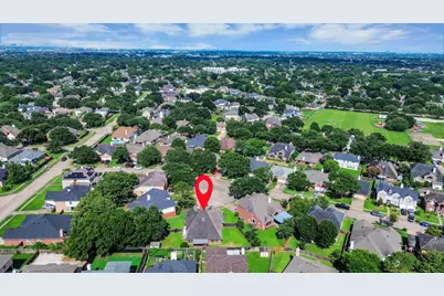 8322 Adler Lake Drive, Houston, TX 77083 - Photo 44