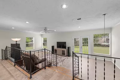 209 Summit Drive, Conroe, TX 77303 - Photo 8