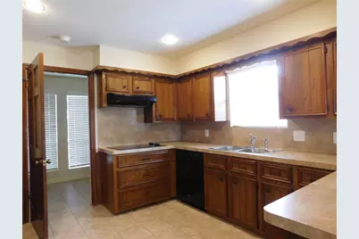 4 Kingsley Court, Conroe, TX 77304 - Photo 16
