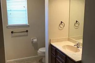 4 Kingsley Ct, Conroe, TX 77304 - Photo 14