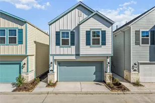 702 Sand Dollar Dr, Kemah, TX 77565 - Photo 1