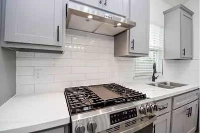 2139 Counter Point Drive, Houston, TX 77055 - Photo 22