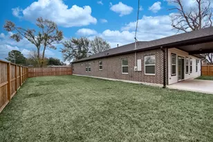 2139 Counter Point Dr, Houston, TX 77055 - Photo 38