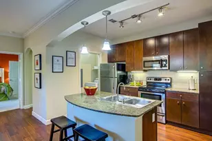 2951 N Loop 336 W, Conroe, TX 77304 - Photo 2