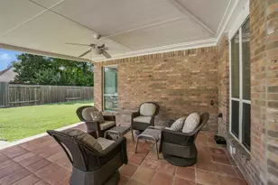 4711 N Pine Brook Way, Houston, TX 77059 - Photo 8