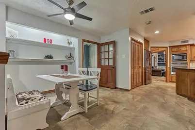 660 Hillcrest Drive, Huntsville, TX 77340 - Photo 20