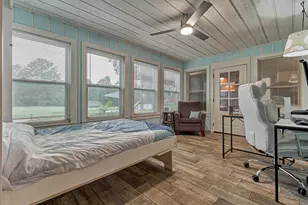 660 Hillcrest Dr, Huntsville, TX 77340 - Photo 24