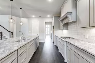 12411 Drifting Oakwood Ln, Cypress, TX 77433 - Photo 8
