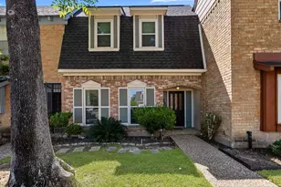 1349 Mardi Ln, Houston, TX 77055 - Photo 1