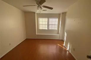 14706 Woodward Gardens Dr, Houston, TX 77082 - Photo 16