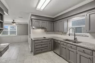 1306 Dominion Dr, Katy, TX 77450 - Photo 8