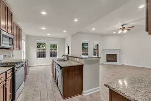 2739 Barrington Branch Dr, Spring, TX 77373 - Photo 18