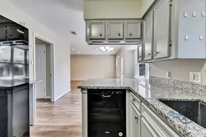 707 Hildred Avenue, Conroe, TX 77303 - Photo 34