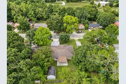 707 Hildred Avenue, Conroe, TX 77303 - Photo 26