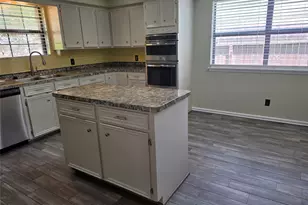 2304 Colleen Dr, Pearland, TX 77581 - Photo 8