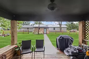 1663 4th St, Nome, TX 77629 - Photo 24
