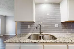 8714 Wilcrest Dr, Houston, TX 77099 - Photo 10