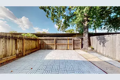 8714 Wilcrest Drive #8714, Houston, TX 77099 - Photo 38