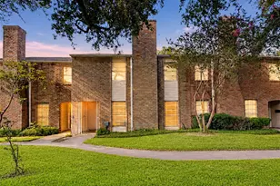 8714 Wilcrest Dr, Houston, TX 77099 - Photo 1