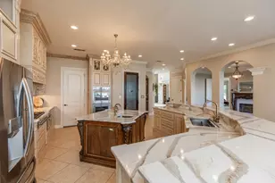 10940 Sheila Ct, Beaumont, TX 77705 - Photo 16