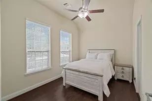 26 Whispering Thicket Pl, Tomball, TX 77375 - Photo 18