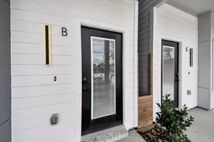 8114 Double Ave, Houston, TX 77088 - Photo 22