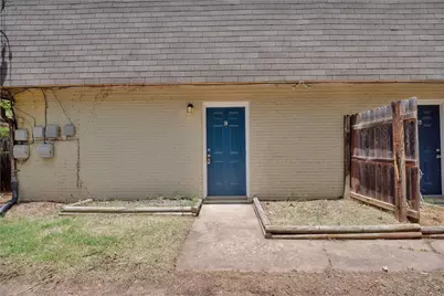5002 Blue Spruce Circle #C, Austin, TX 78723 - Photo 4