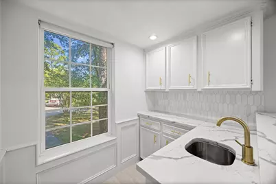 32 Mellow Leaf Court, The Woodlands, TX 77381 - Photo 34