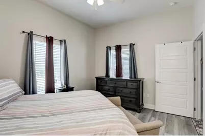 4123 Q 1/2, Galveston, TX 77550 - Photo 6