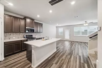 5502 Cuerta Street, Houston, TX 77023 - Photo 8