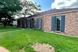 2207 Droxford Dr, Houston, TX 77008 - Photo 1