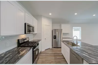 1011 Perezia Court, Rosharon, TX 77583 - Photo 18