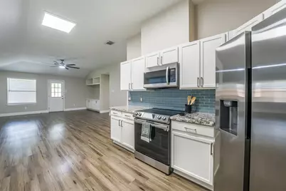 17247 Yeoman Way, Crosby, TX 77532 - Photo 14