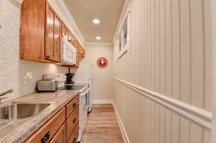 1820 Ave O 1/2, Galveston, TX 77550 - Photo 36