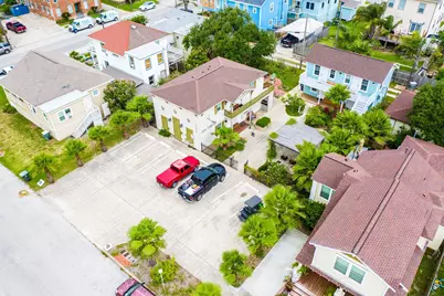 1820 Avenue O 1/2, Galveston, TX 77550 - Photo 1