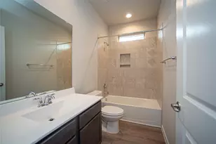 439 Stonebrook Ln, Conroe, TX 77304 - Photo 16