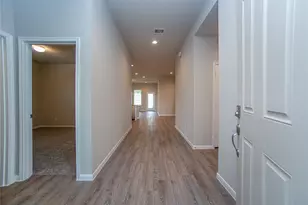 439 Stonebrook Ln, Conroe, TX 77304 - Photo 4