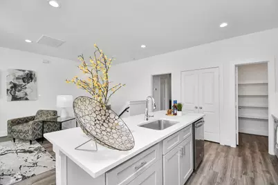9006 Laverne Laurel Lane, Houston, TX 77080 - Photo 14