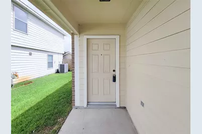 7438 Fox Knoll, Humble, TX 77338 - Photo 4